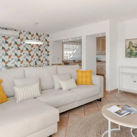 Obsidian Canarysol شقة أرونا